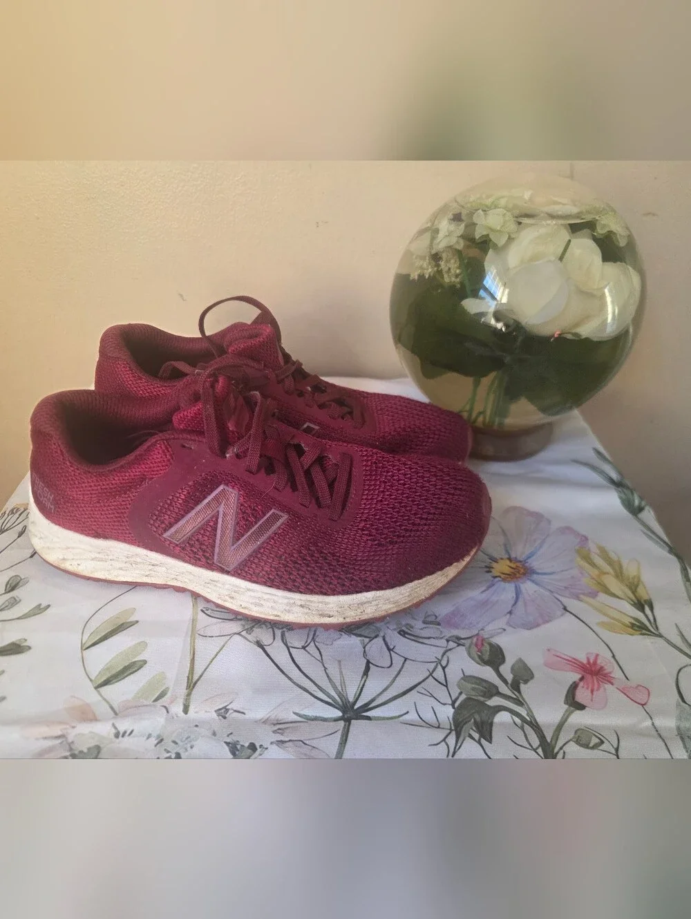 New Balance Women's Burgundy Fresh Foam Arishi WARISPM2 Running Shoes 6